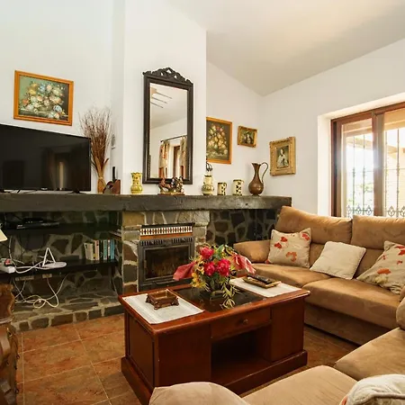 Maravillas Villa